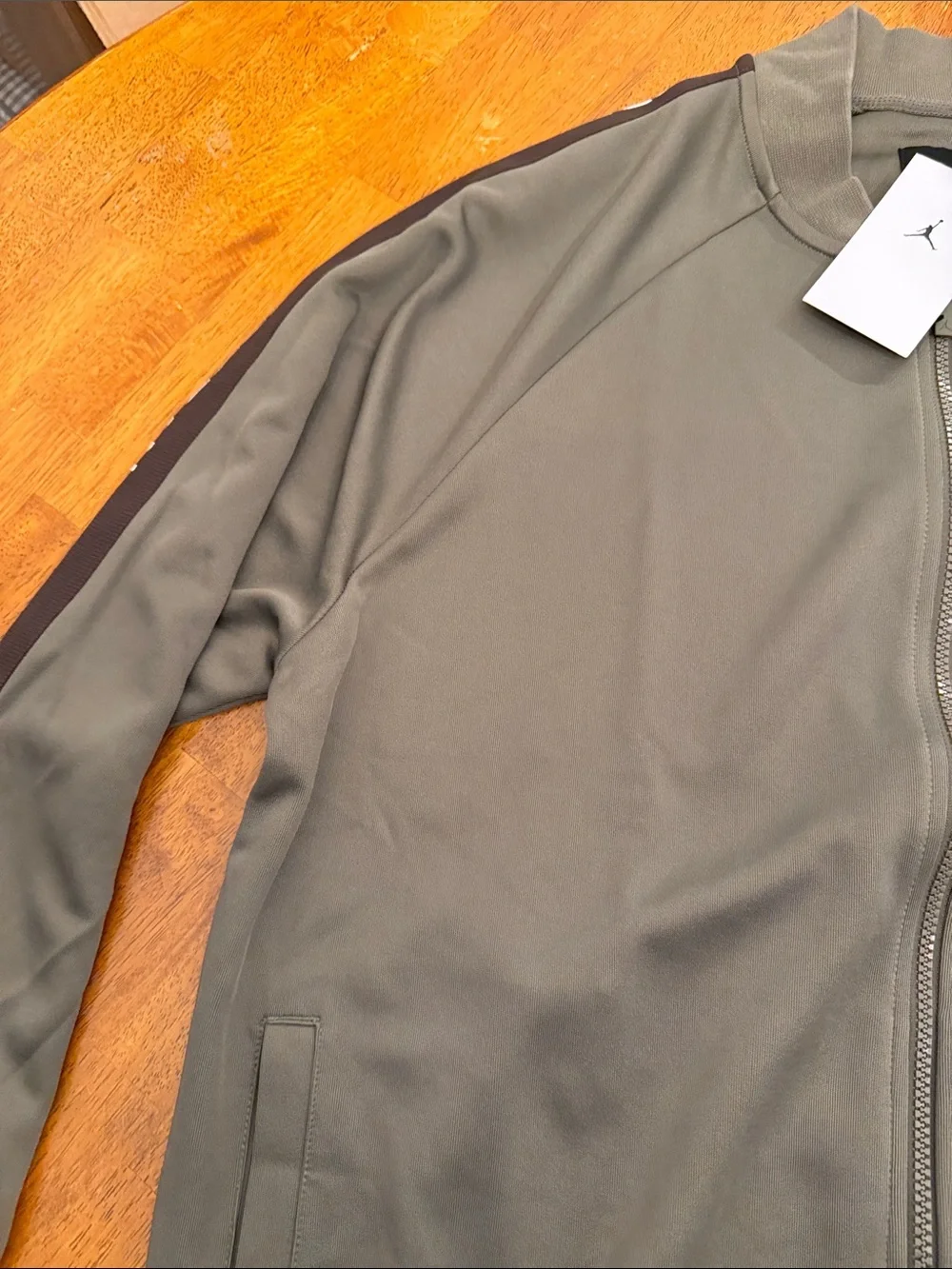 Nike Air Jordan Essentials Tracksuit Jordan Olive Jacket Mens XL New HF9339-222